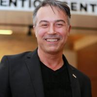 دانیال حکیمی