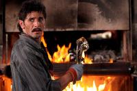 امین حیایی در نمایی از فیلم «بیداری رویا»